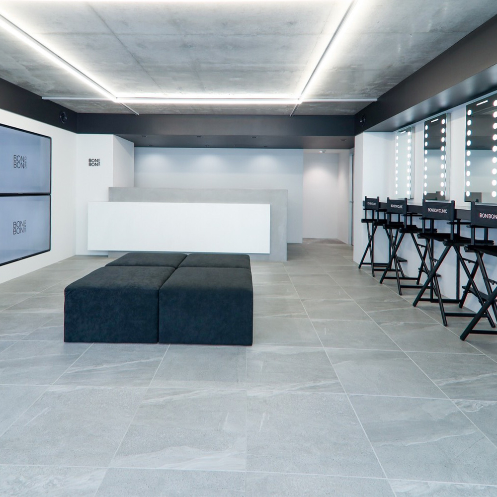 東京銀座のBON BON CLINIC 銀座駅前本院受付